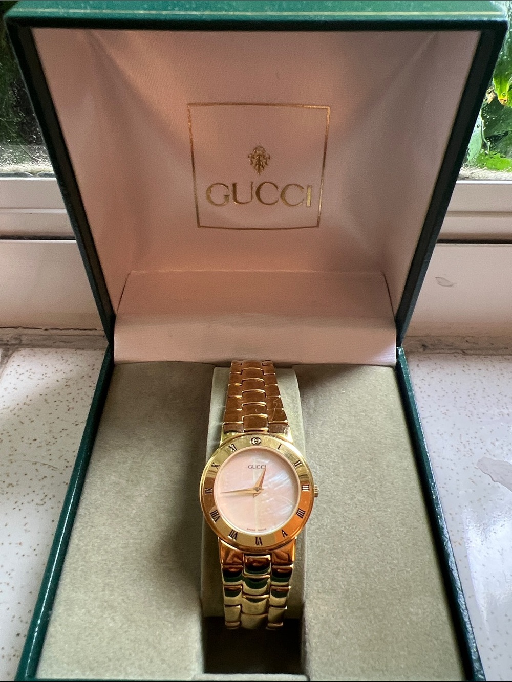 Gucci Gold-Tone Bracelet Watch with Pink Dial